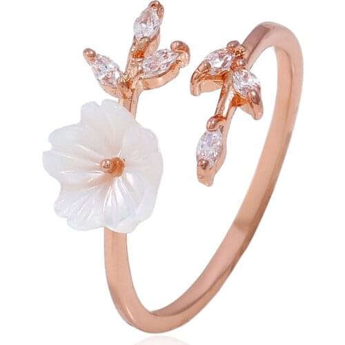 Bettyue Natural Style Women Vivid Adjustable Ring Cubic Zircon With Flower Branch And Leaf Creative Shape In Party Cute Present