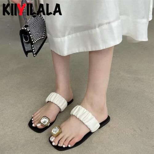Kiiyilala Women's Slippers