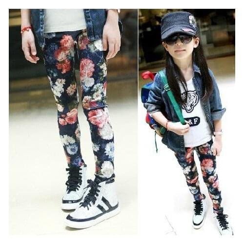 2016 New Kids Girls Spring Flower Girl Playing In Childrens Underwear Elastic Velvet Pants