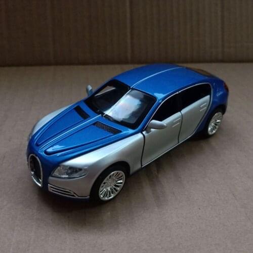 1:32 Scale/Diecast Metal Toy Model/Bugatti Ettore Super Sport Car/Sound & Light/Pull back Educational Collection/Children/Gift