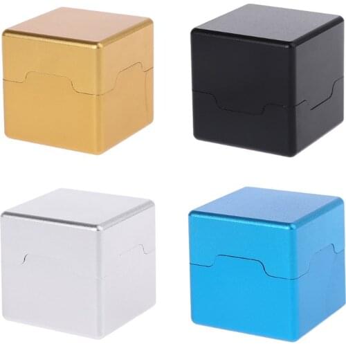 Pocket Billiard Cue Chalk Holder Aluminum Portable Mini Cue Tips Chalk Pool Chalks Carrier Case Box