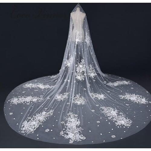 Off White Color Long Bridal Veils Beautiful Appliques Embroidry Weding Veils Woman A8004