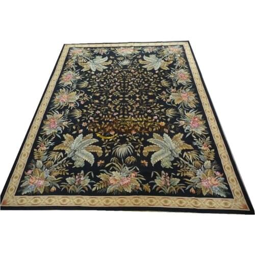 Elegant French Design Woolen Needlepoint Gorgeous Hand-stitched Wool Needle-point Rugs At The Louvre Knitted Table Decor