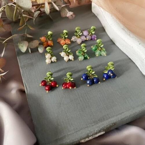 Ways is Vintage cranberry plant freshwater pearl stone ear clip earrings with the female of the lacquer that bake