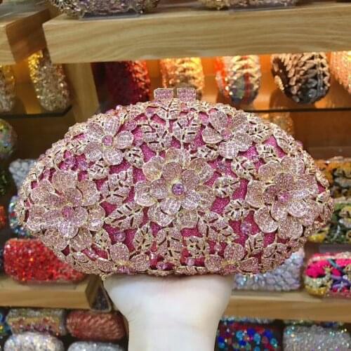 Women pink Evening Bags Chain Shoulder bags Beading Clutch Lip Metal Rhinestones wallet Lady Purse For Wedding Party Dinner bag
