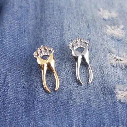Teeth Dentist Fashion Tooth Brooches for Women Dress Lapel Pin with Crystal Crown Jewelry Button Badges Kids Gifts