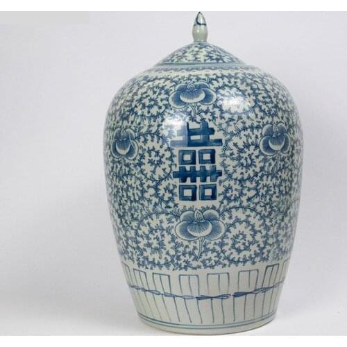 Ceramic temple jar Wax Gourd Jar Jingdezhen Ceramic vase Antique Ornaments Antique Porcelain Blue And White Porcelain Ginger jar