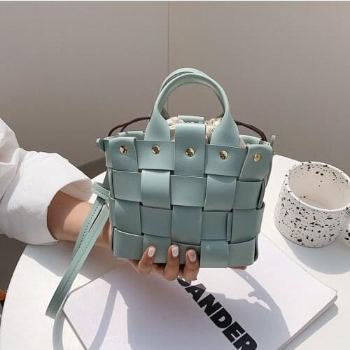 High-quality Ladies Hand-woven Handbags Small Bags 2021 Summer New Korean Womens Bags Fashion One-shoulder Messenger Bag