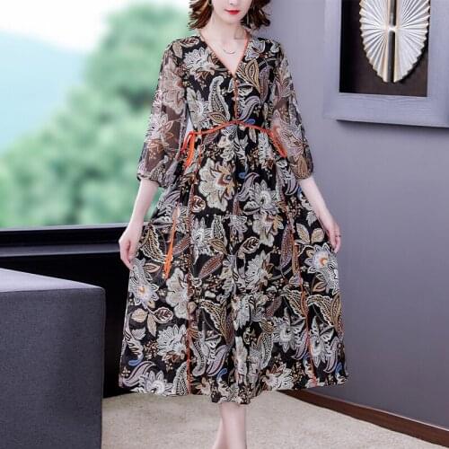 2021 Summer Runway Boho Floral Dress Womens Three-Quarter Sleeve V-Neck High Waist Elegant Party Silk Dress