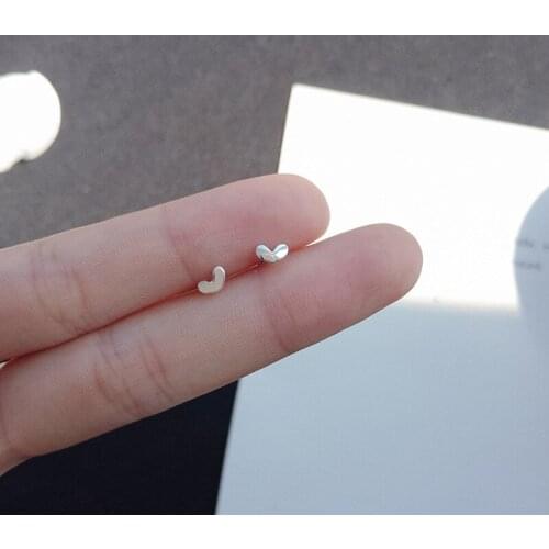 Sweet Jewelry Love Earrings Simple Hot Selling High Quality Silvery Plating Lucky Cute love Metal Earrings For Party Gifts