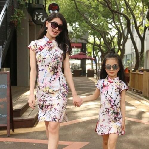2020 Summer Mommy and Mini Me Fashion Family Matching Clothes Mother Daughter Dresses Wedding Outfits Baby Girl Kids Dress