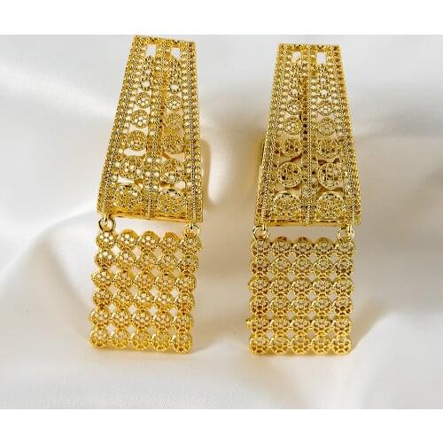 Hollow Out Whistle Shaped Shining Luxurious Style Women Earring Customize Accept 2021 Spring New Arrival Wedding Gift