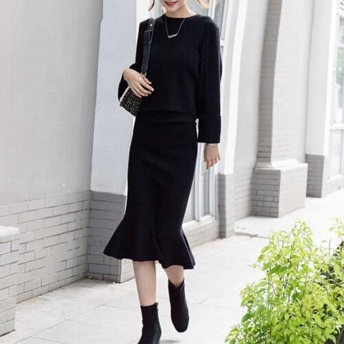 Womens suit female autumn new fashion slim knit bottoming shirt + fishtail skirt temperament two-piece dress suit women