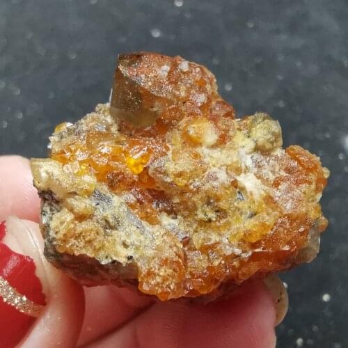 16.1g.100% natural crystal with garnet mineral specimen stone and crystal healing crystal quartz gem