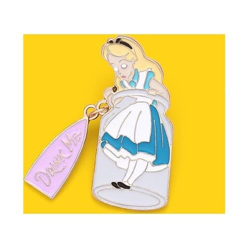 Beach white crane Enamel Pins Custom Ocean Wave Sun Crane Brooches Bag Clothes Lapel Pin Badge Animal Jewelry Gift for Friends