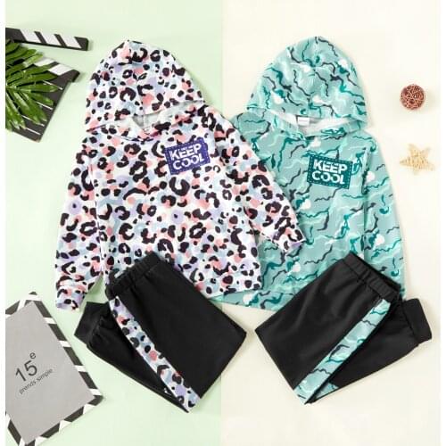 PatPat 2-piece Toddler Boy Letter Print Camouflage Hoodie and Elasticized Pants Set