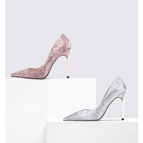 2021 spring new shallow mouth pointed toe single shoes banquet dress silk shoes large size small size bride wedding shoes women