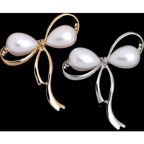 Fashion Bow Pearl Brooches Simple Sweater Collar Lapel Pins Shawl Buckle Badge Accessories