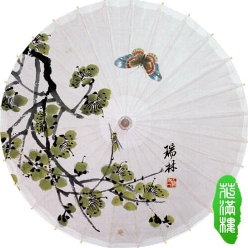 Retro Butterlfy in Plum Blossom Oiled Paper Umbrella Chinese Handmade Classicial Parasol Props Cosplay Gift Dance Women Umbrella