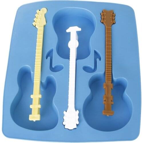 Mould in silicone ice tray-shaped guitar