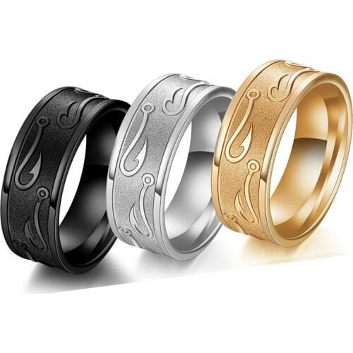 New Hit Wholesale Black Gold Matte Stainless Steel Rings Simple Relief Punk Fish Hook Biker Finger Ring Mens Gift Ring for Man