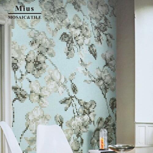 Glass mosaic pattern for bathroom decoration