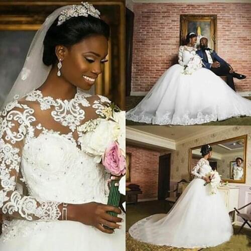 Ball Gown Wedding Dresses Jewel Neck Long Sleeves Lace Appliques Beads Crystal Court Train Plus Size Formal Bridal Wed Gowns