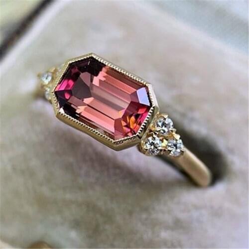 Modyle Fashion Women Square Shaped Red Zircon Rings Rhinestone Wedding Engagement Elegant Ladies Rings Jewelry