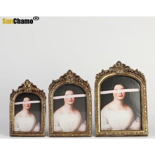 Vintage Carved Resin Photo Frame Made Old French Special-shaped Door Picture Frame Wall Hanging Decoration Wall Photo Frame