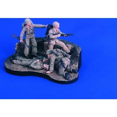 1/35 Resin Figure Model Kit Unassambled Unpainted 1062(4 fiugres with base)