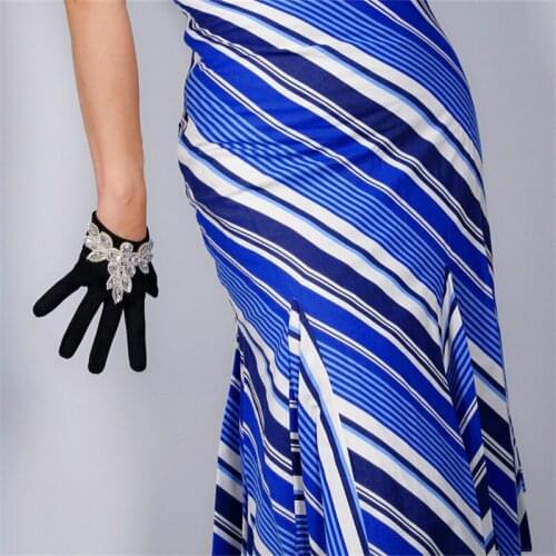 16cm Suede Gloves Inlaid Rhinestone Ultra Short A Class Rhinestone Glass Flower Shape Emulation Leather Scrub Matte Black WJP24