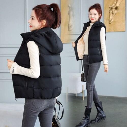 2021 New Plush Womens Autumn Winter Down Cotton Vest With Hat Zipper Girls Leisure Vest Outdoor warm coat Black