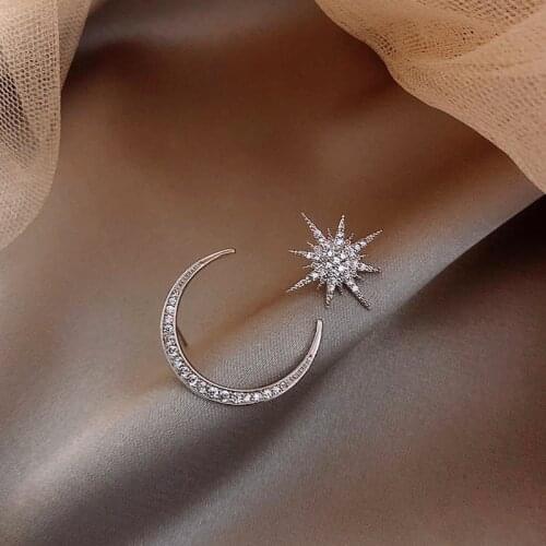 2021 New Star Moon Earrings Korean Version Asymmetrical High Sense Earrings Fashion Earrings Exquisite Ear Nail