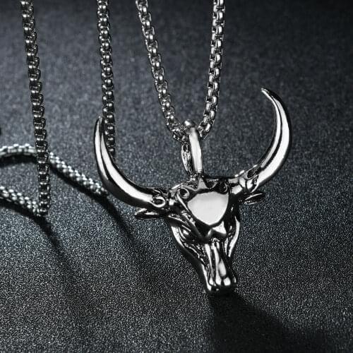 Vintage Bull Mens Pendant Necklace Big OX Horn Cattle American Western National Style Women Halloween Jewelry Dropshipping