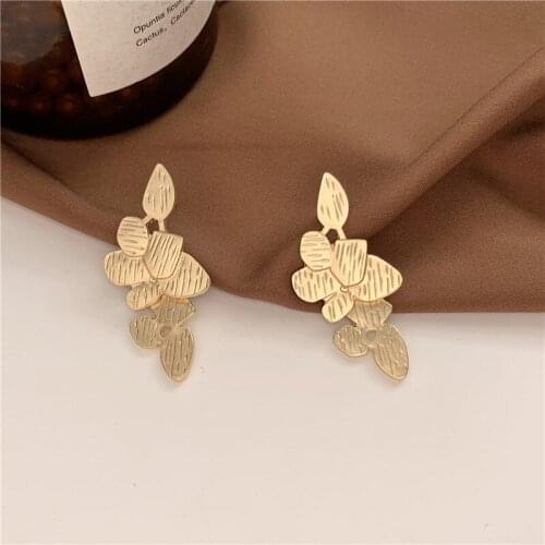 DAVINI Big Tassel Leaf Drop Earrings irregular Geometric Luxury Shiny Golden Dangle Earrings For Women Korean Jewelry MG113