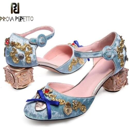 Retro Velvet Toe Capped Metal Profiled Heel Sandals Female Summer New Ethnic Style Metal Middle Heel Round Bow High Heels