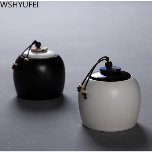 Ceramic Tea jar Moisture-proof seal Food candy Spice jar Portable Tieguanyin porcelain tea caddy Household storage tank