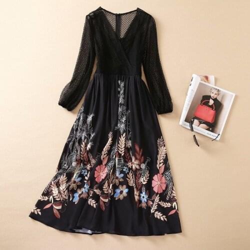 High Quality Lace Long Dress 2021 Autumn Party Evening Women V-Neck Vintage Print Patchwork Long Sleeve Black Lace Maxi Dress