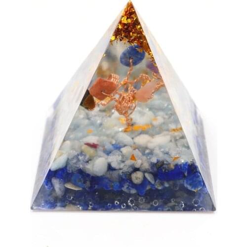 YJXP 50x50mm Reiki Orgonite Pyramid High Frequency Energy Pyramid Energy Converter to Gather Wealth and Prosperity Resin Decor