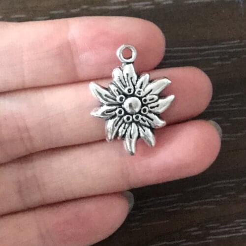 10PCS DIY Charm 19x25mm Edelweiss Flower Charms Zinc Alloy Pendant for Bracelet Necklaces Earrings bookmarks zipper