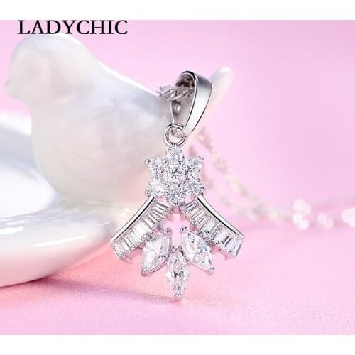 LADYCHIC Newest Arrival Luxury CZ Zircon Necklace Pendants for Women Fashion Jewelry Shinning Crystal Chain for Girls LN1018