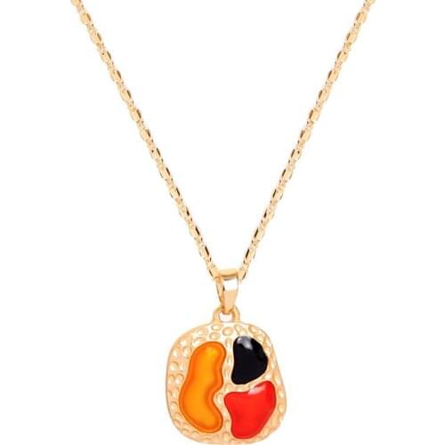 Popular European necklace Orange Enamel Contrast Splicing Geometric Short Pendant Necklaces For Women Fashion Jewelry Wholesale