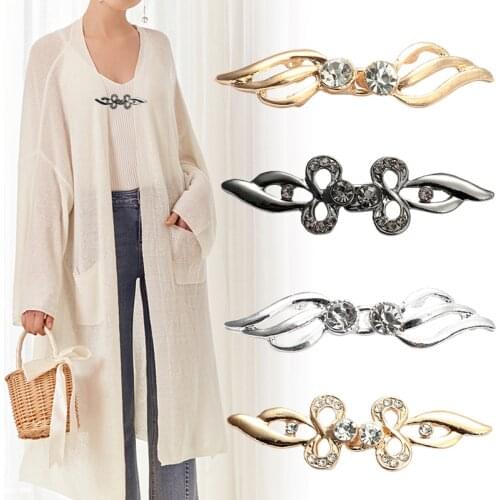 Vintage Cardigan Collar Clips Holder One Pair Fashion Women Decor Shiny Crystal Cape Cloak Clasps Fasteners Buckle Brooch Clip