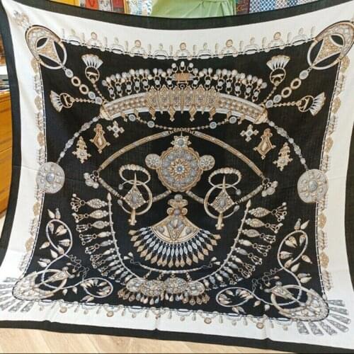 70% Cashmere 30% Silk Scarf Women Vintage Ethnic Tribal Shawl Stole Jewelry Print Kerchief Bandana 135*135cm