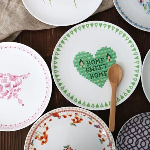 Century-old Brand New Bone China Decal Pixel Design Flowers Plate