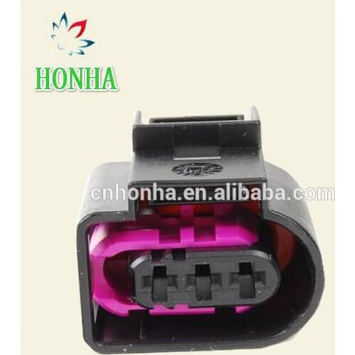 3 way connector Fuel Pressure Sensor plug or wire harness connectors 4D0 971 993 A 4D0971993