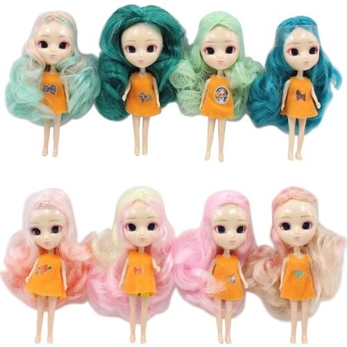 10CM DIY blyth mini doll gift clothes is random