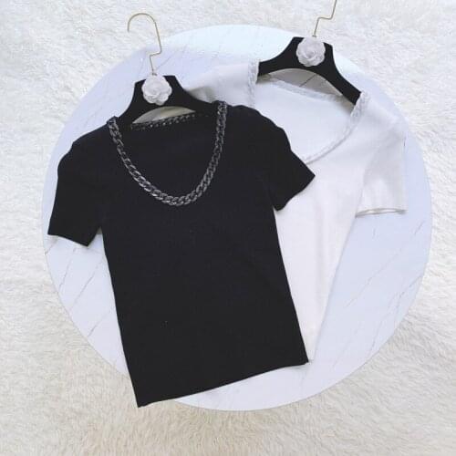 Fashion Short-Sleeved Chain Decoration V-Neck T-Shirt Women Black White Slim Top High Quality Casual Summer Clothes