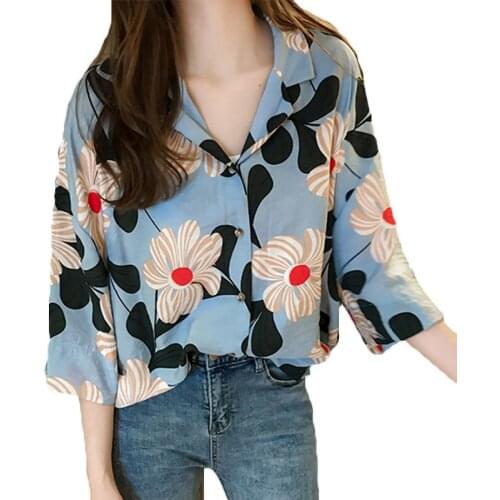 Hong Kong-style Shirt Women 2021 Summer New Thin Print Chiffon Blouse Retro Ladies Floral Sunscreen Shirts Female Tops 162A