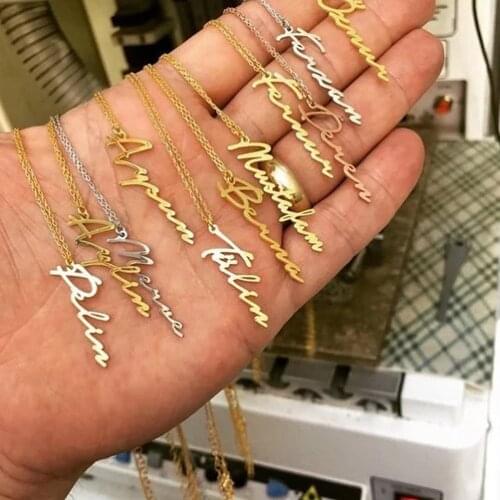 Vertical Name Necklace Personalized Custom Name Pendant Necklaces Handwriting Signature Nameplate Choker Necklaces For Women